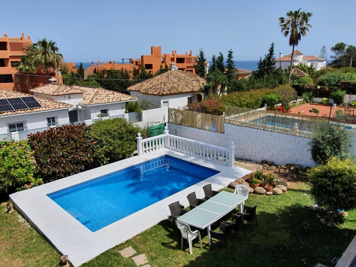 Beautiful 5 Bedroom Villa, Sea Views, Private Pool, Estepona Newly Refurbished מראה חיצוני תמונה