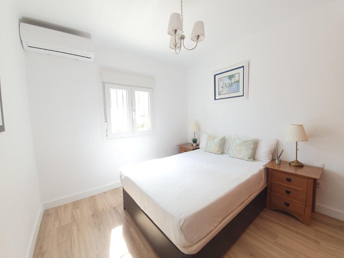 Beautiful 5 Bedroom Villa, Sea Views, Private Pool, Estepona Newly Refurbished מראה חיצוני תמונה